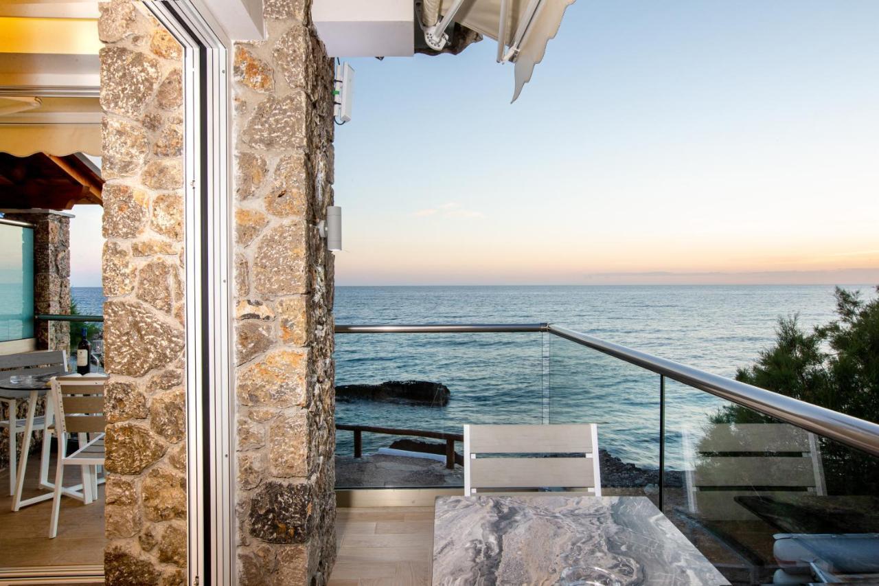 Black Rocks Family, Luxury Seafront Beach Maisonette Agios Gordios  Exterior foto